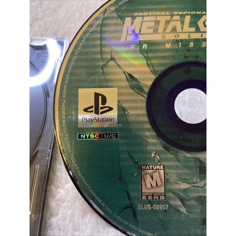 Metal Gear Solid VR Missions Sony PlayStation 1‎ PS1 Disc Only 1999 Jewel Case